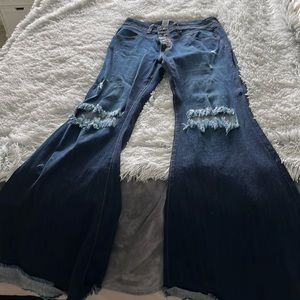 Fashion nova super flare jeans!! Size 15